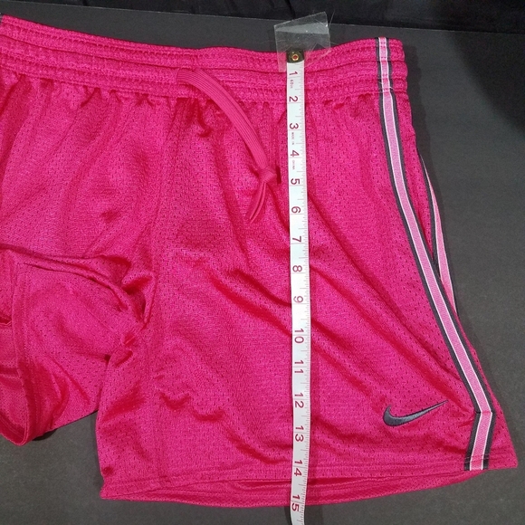 Nike Dri-Fit Small NWT Shorts - Picture 8 of 8